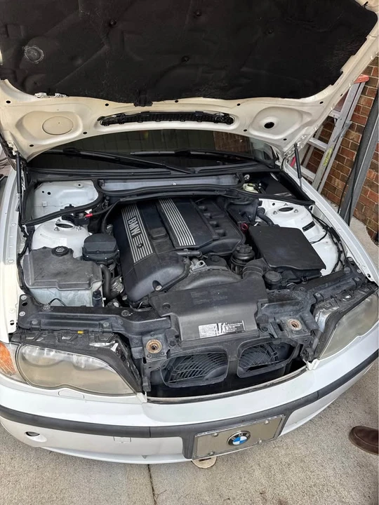 2002 BMW E46 330i & 330Ci - Image 7 of 10