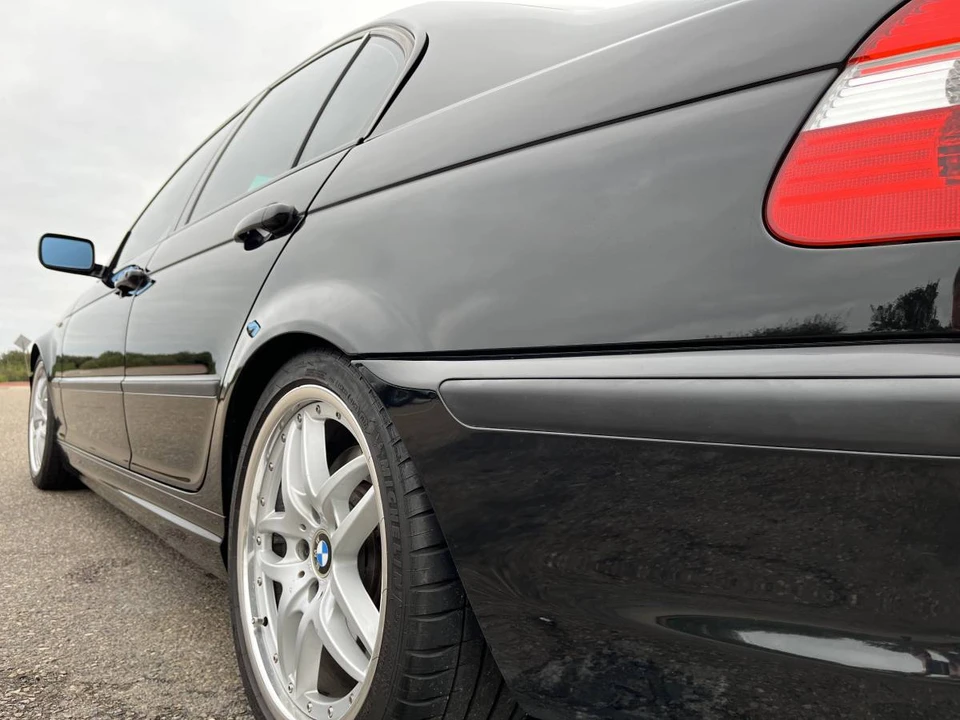 2004 BMW E46 330i & 330Ci - Image 10 of 24