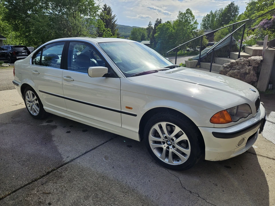 2001 BMW E46 330i & 330Ci - Image 2 of 6