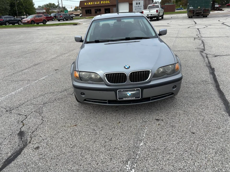 2004 BMW E46 330i & 330Ci - Image 2 of 9