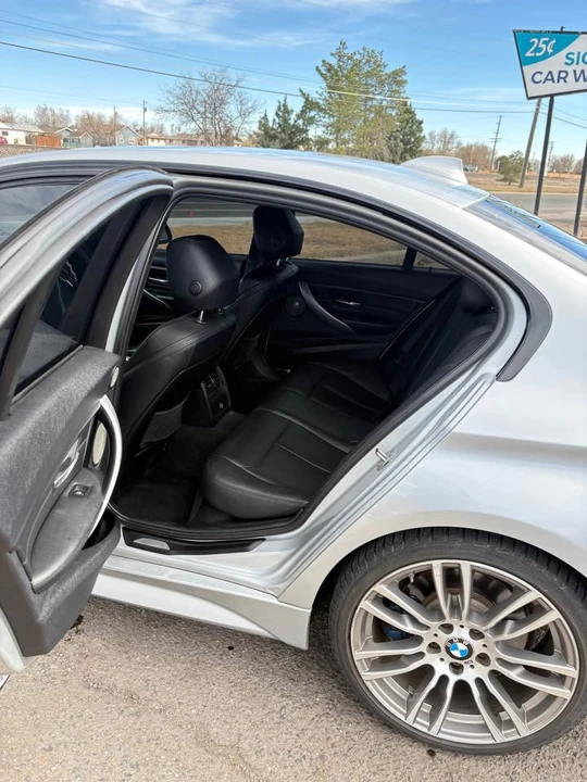 BMW 3 Series - Image 3 of 10