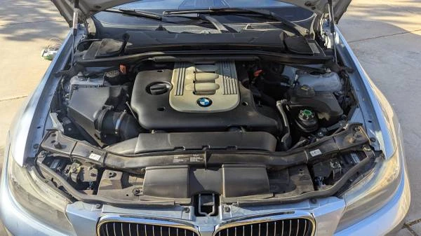 2011 BMW E90 3 Series Sedan - Image 6 of 6