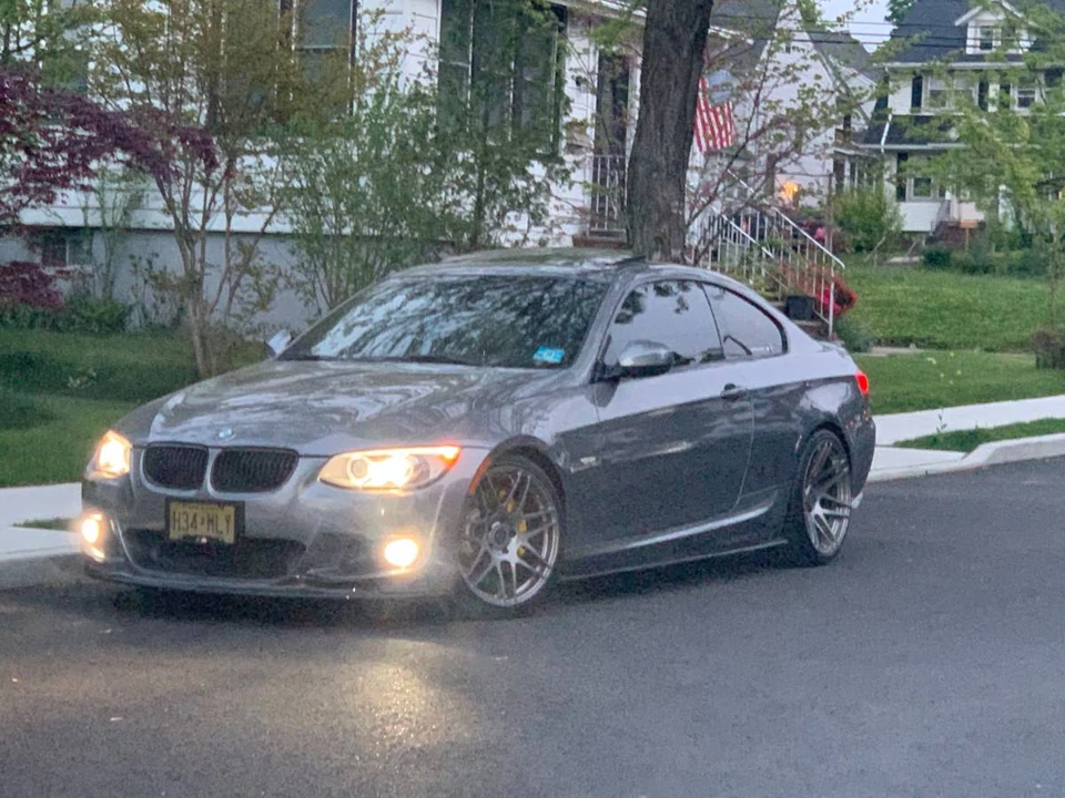 2011 BMW E90 335i Sedan - Image 4 of 11