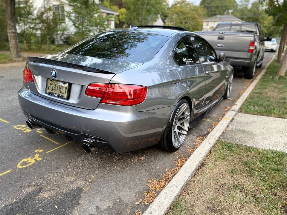 2011 BMW E90 335i Sedan - Image 6 of 11