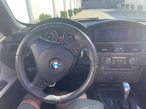 2012 BMW E93 335i Convertible - Image 19 of 21
