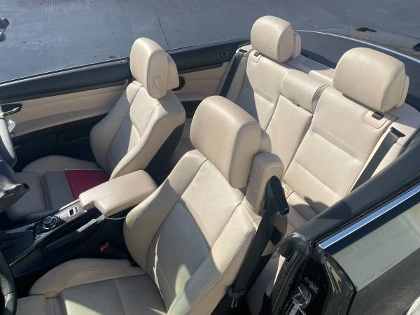 2012 BMW E93 335i Convertible - Image 15 of 21