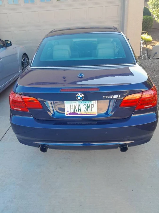 2011 BMW E93 335i Convertible - Image 2 of 5