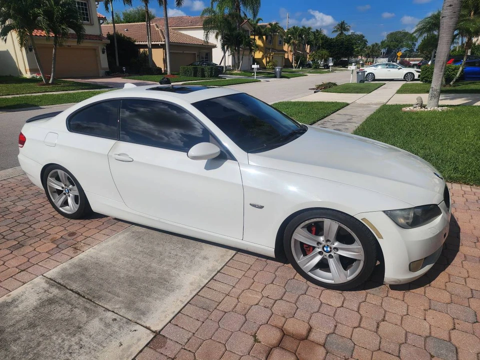 2008 BMW E92 335i Coupe - Image 2 of 11