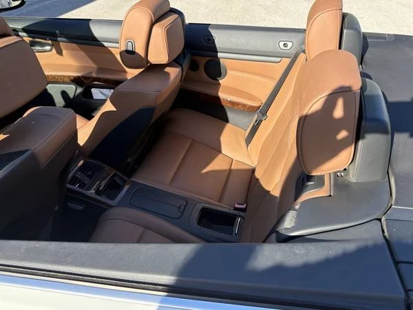 2009 BMW E93 335i Convertible - Image 7 of 8