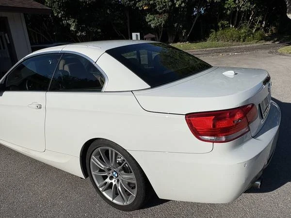 2009 BMW E93 335i Convertible - Image 8 of 8
