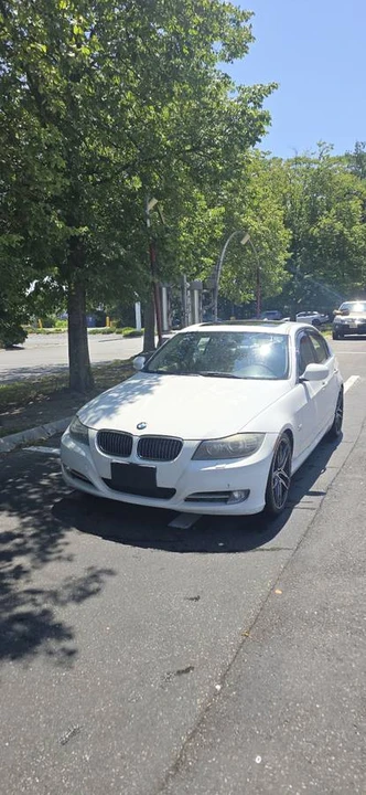 2011 BMW E90 335i Sedan - Image 5 of 21