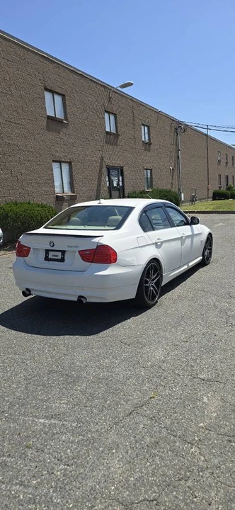 2011 BMW E90 335i Sedan - Image 11 of 21