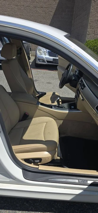 2011 BMW E90 335i Sedan - Image 19 of 21
