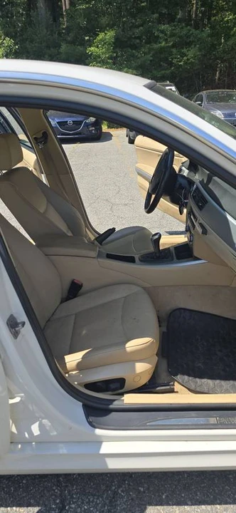 2011 BMW E90 335i Sedan - Image 13 of 18