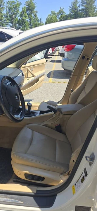 2011 BMW E90 335i Sedan - Image 11 of 18