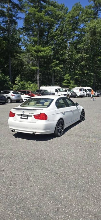 2011 BMW E90 335i Sedan - Image 8 of 18