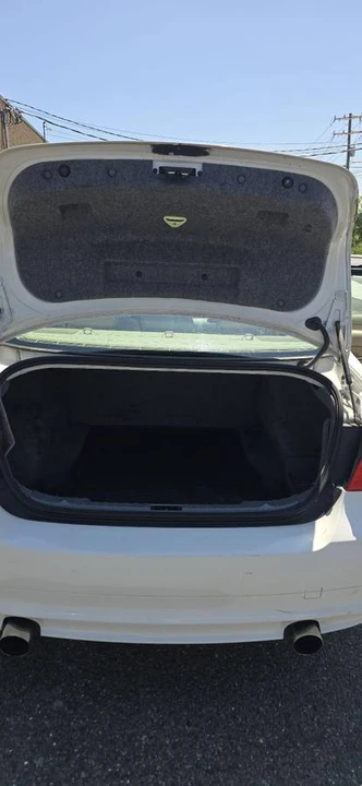 2011 BMW E90 335i Sedan - Image 18 of 21