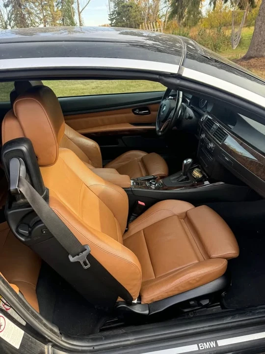 2009 BMW E93 335i Convertible - Image 5 of 7