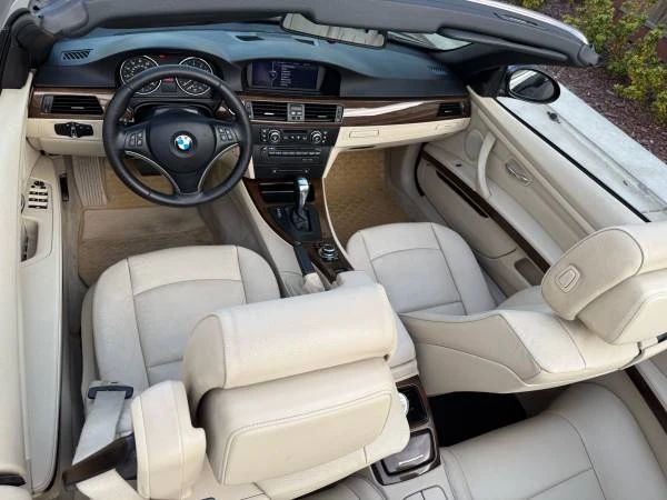 2009 BMW E93 335i Convertible - Image 6 of 15