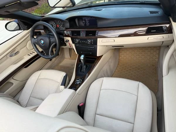 2009 BMW E93 335i Convertible - Image 14 of 16