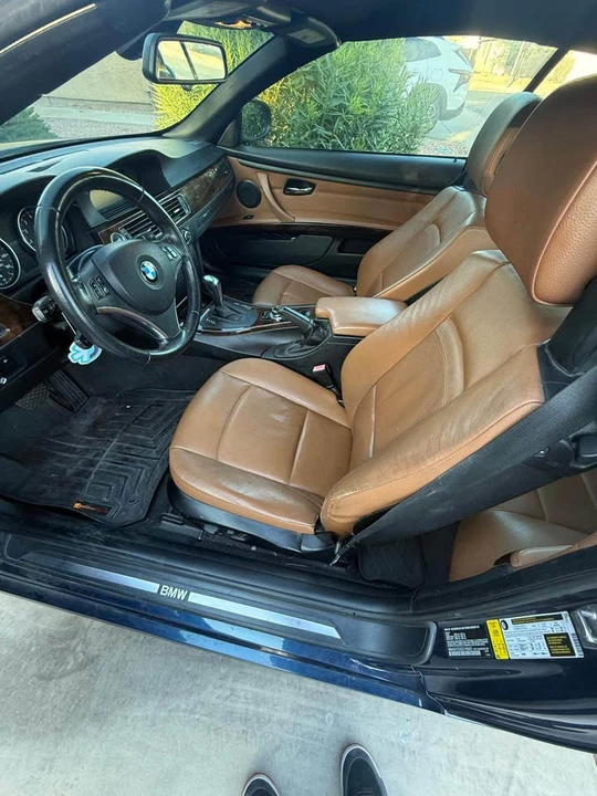 BMW E93 335i Convertible - Image 4 of 6
