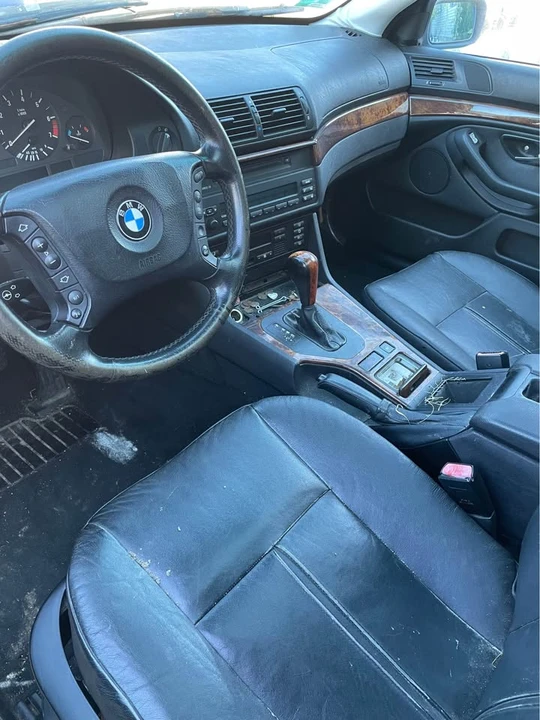 2003 BMW E39 5 Series - Image 2 of 3