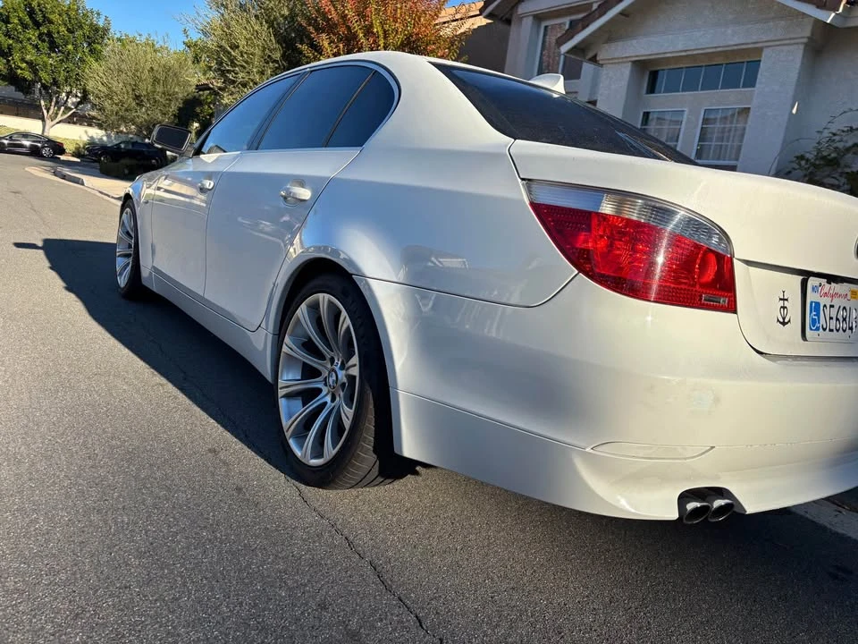2007 BMW E60 5 Series Sedan - Image 5 of 11
