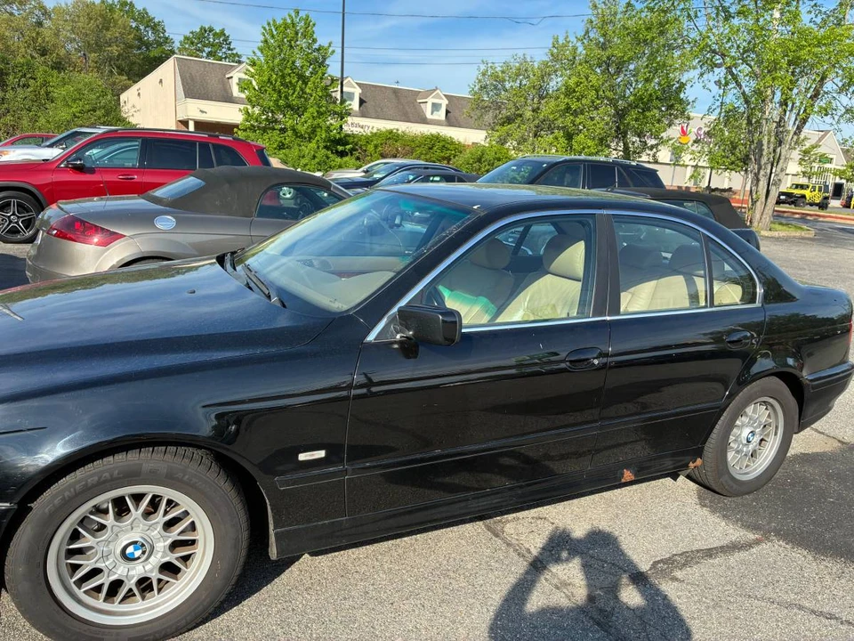 2001 BMW E39 5 Series - Image 3 of 4