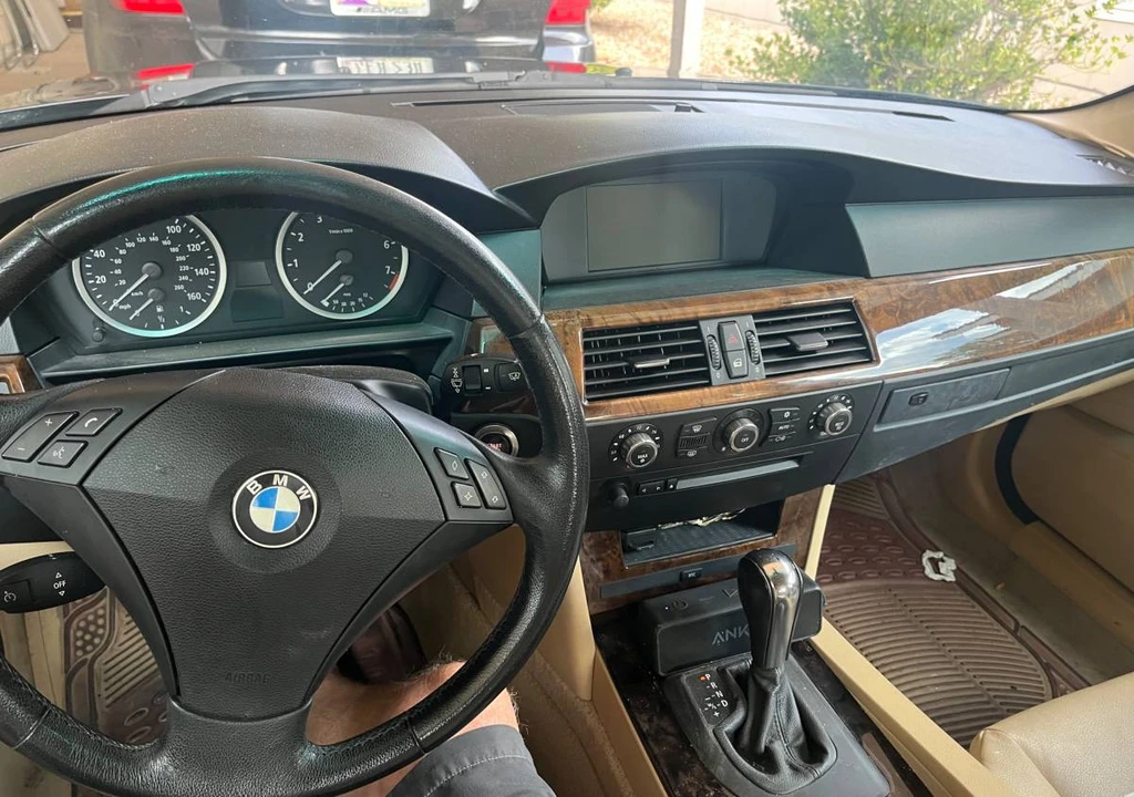 2007 BMW E60 5 Series Sedan - Image 8 of 16