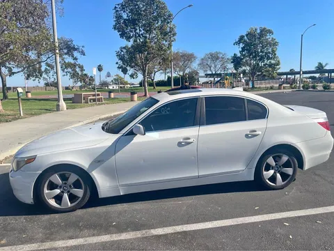 2006 BMW 525l