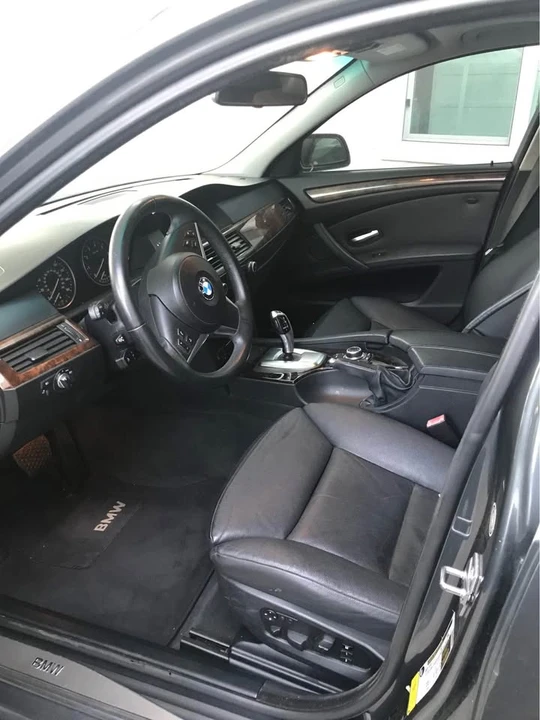 2010 BMW E60 5 Series Sedan - Image 3 of 3