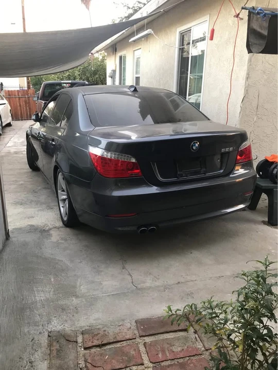 2010 BMW E60 5 Series Sedan - Image 2 of 3