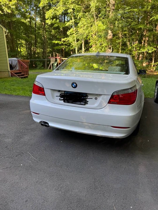 2009 BMW E60 5 Series Sedan - Image 2 of 8