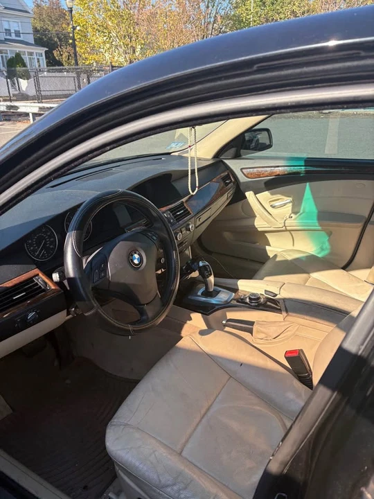 2009 BMW E60 5 Series Sedan - Image 4 of 6
