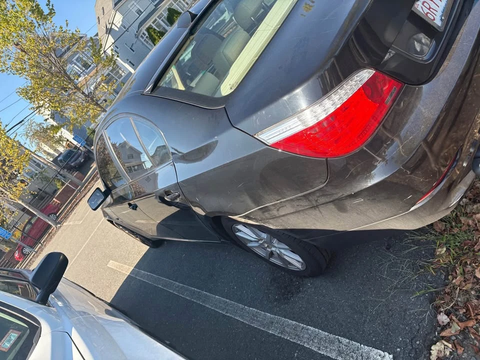 2009 BMW E60 5 Series Sedan - Image 2 of 6