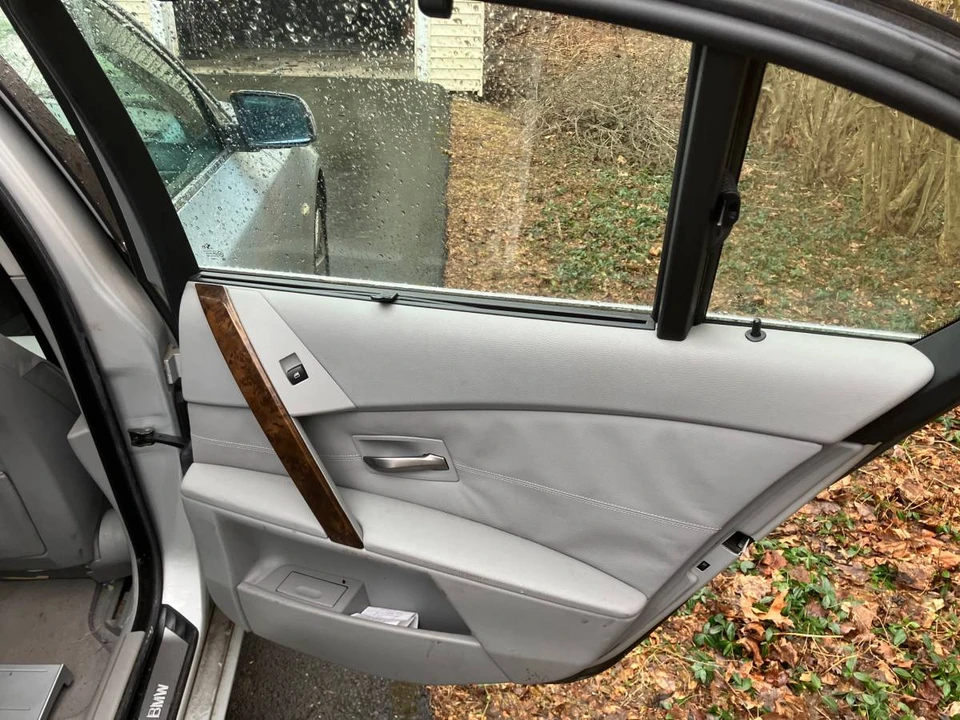 2006 BMW E60 5 Series Sedan - Image 16 of 23