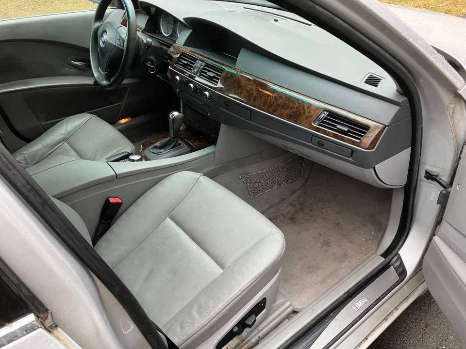 2006 BMW E60 5 Series Sedan - Image 13 of 23