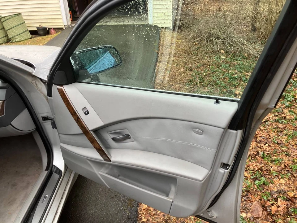 2006 BMW E60 5 Series Sedan - Image 15 of 23