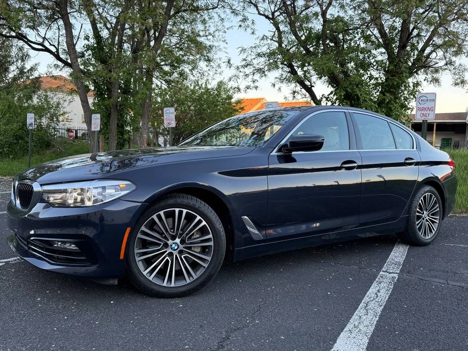 2017 BMW 5 Series - Image 4 of 7