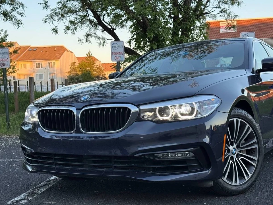 2017 BMW 5 Series - Image 2 of 7