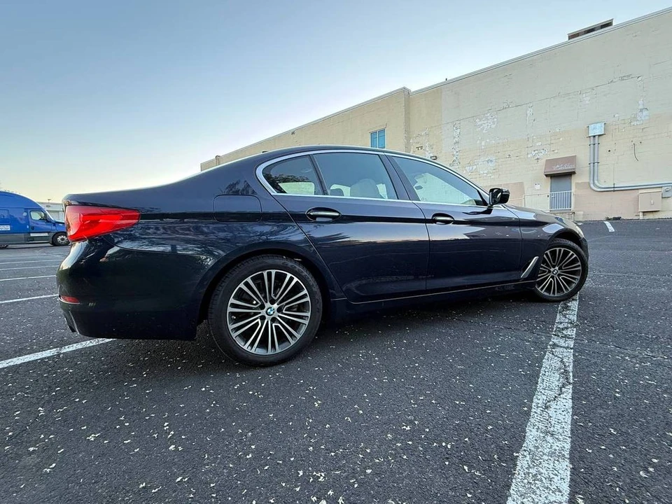2017 BMW 5 Series - Image 3 of 7
