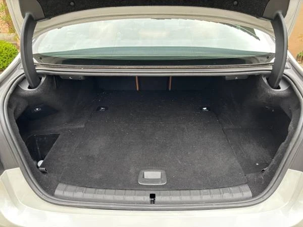 BMW G30 5 Series Sedan - Image 19 of 21