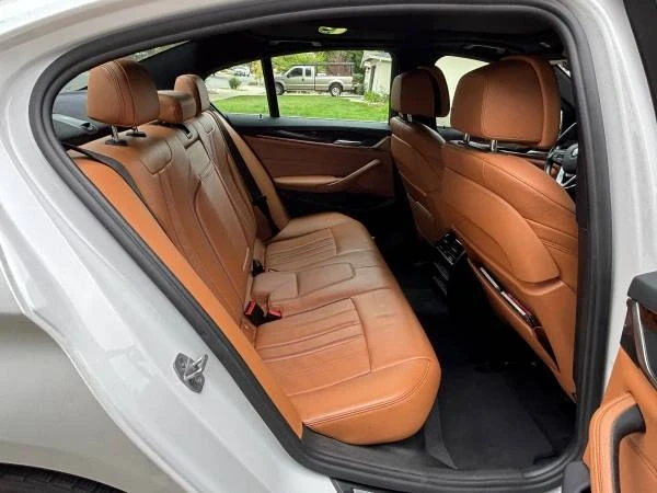 BMW G30 5 Series Sedan - Image 15 of 21