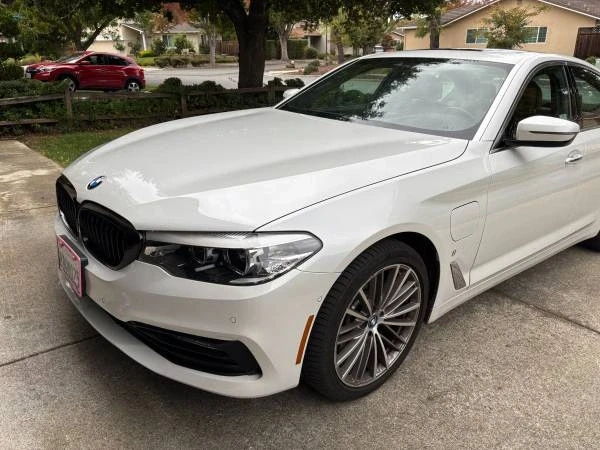 BMW G30 5 Series Sedan - Image 2 of 21