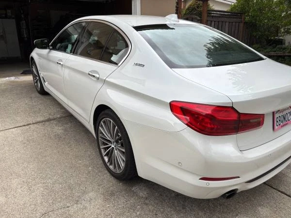BMW G30 5 Series Sedan - Image 4 of 21