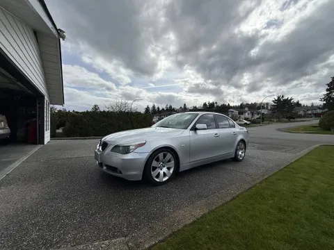 2004 BMW 530i