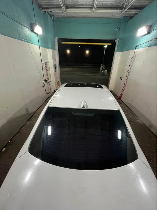 BMW E60 5 Series Sedan - Image 2 of 2
