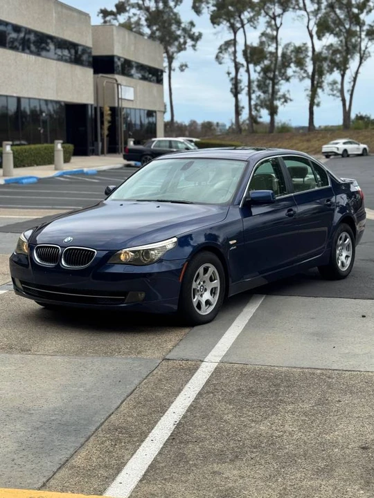 2009 BMW E60 5 Series Sedan - Image 2 of 20