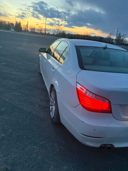2009 BMW E60 5 Series Sedan - Image 3 of 6
