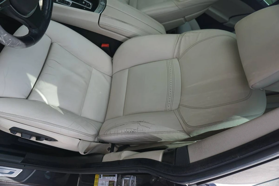2014 BMW 5 Series - Image 17 of 23